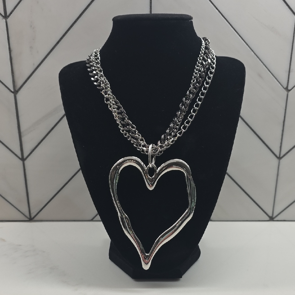 Silver Heart Pendant Necklace